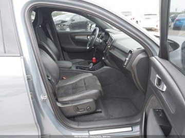 Volvo XC40 2022 Volvo XC 40 Recharge Pure Electric P8 Twin Plus 2022 Elektryczny 402KM, zdjęcie 6