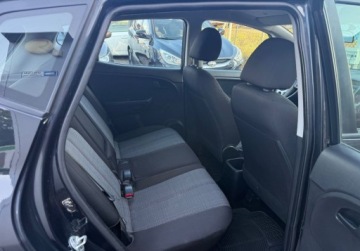 Kia Venga Mikrovan 1.4 DOHC CVVT 90KM 2013 Kia Venga Niski potwierdzony przebieg, Bardzo ladny, 1.4 Benzyna 90KM, zdjęcie 17
