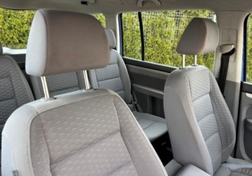 Volkswagen Touran I 2.0 FSI 150KM 2007 Volkswagen Touran 2.0 Benzyna Ladny Stan Klimatronik Kamera NAVI Zadbany, zdjęcie 9