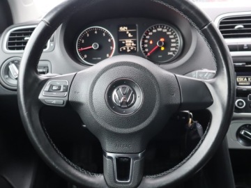 Volkswagen Polo V Hatchback 5d 1.2 60KM 2013 VW Polo 1.2 12V, GAZ, Klima, Tempomat,ALU, zdjęcie 15