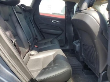 Volvo XC60 II 2019 Volvo XC 60 2019, 2.0L, 4x4, T6 MOMENTUM, po gradobiciu, zdjęcie 9