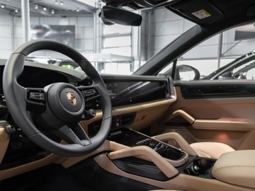 Porsche Cayenne III SUV Plug-In Facelifting 3.0 470KM 2025 PORSCHE Cayenne E-Hybrid Black Edition 3.0 (470 KM) 2025, zdjęcie 6