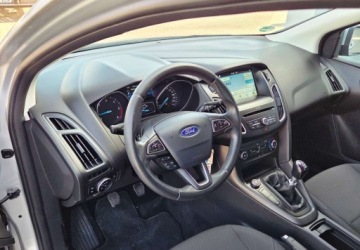 Ford Focus III Kombi Facelifting 1.5 TDCi 120KM 2017 Ford Focus 1,5 Diesel 120 km 1.5 Diesel 120KM, zdjęcie 5