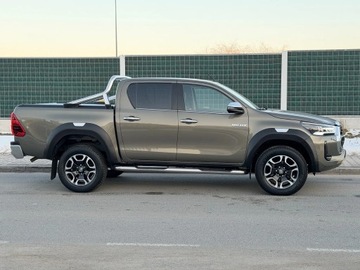 Toyota Hilux VIII Podwójna kabina Facelifting 2.8 D-4D 204KM 2021 TOYOTA HILUX 2.8 D-4D Double Cab SR5+ 4x4, zdjęcie 5