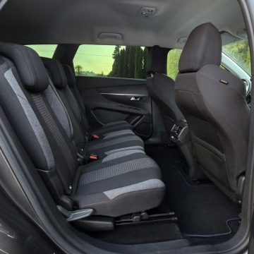 Peugeot 5008 II Crossover Facelifting 1.2 PureTech 130KM 2021 Peugeot 5008 II 1.2 Benzyna 130KM 7 foteli, Serwis, zdjęcie 22