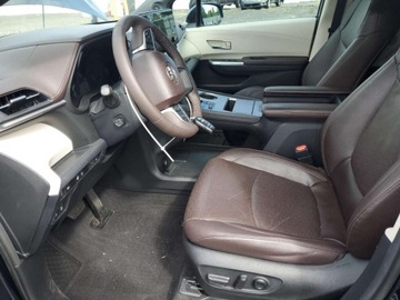 Toyota Sienna III 2023 Toyota Sienna Limited 2023 2.5l 2.5 Hybryda 245KM, zdjęcie 7