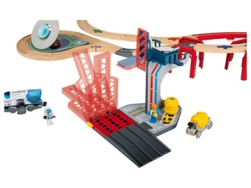 Деревянный поезд PLAYTIVE Космическая станция TRACKS TRAIN 67 элементов