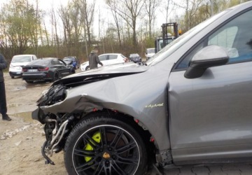 Porsche Cayenne II 2015 Porsche Cayenne Okazja 3.0 Hybryda 333KM, zdjęcie 11