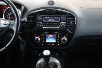 Nissan Juke I SUV Facelifting DIG-T 115KM 2015 Nissan Juke 1.2 DIG-T, Salon Polska, Klima, zdjęcie 11