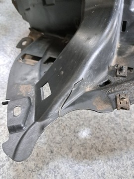 AUDI A3 PODBĚH PŘEDNÍ PRAVÉ 8V5821172
