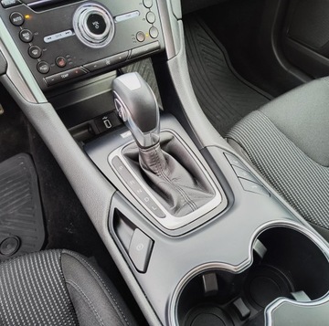 Ford Mondeo V 2019 Ford Mondeo Mondeo 2.0 Hybrid Titanium (CVT), 140K, zdjęcie 18