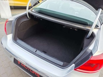 Volkswagen CC 2.0 TDI CR DPF BlueMotion Technology 140KM 2013 Volkswagen CC ___Highline___2.0TDi CR 140KM___Xenon Skora Navi Alu17__Gwar, zdjęcie 15