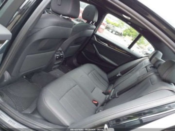 BMW Seria 5 G90-91 2023 BMW Seria 5 540i xDrive 2023 3.0l 3.0 Benzyna 335KM, zdjęcie 16