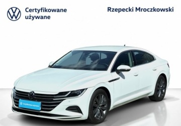 Volkswagen Arteon Fastback Facelifting 2.0 TSI 190KM 2021 Volkswagen Arteon 2.0 TSI 190 KM DSG, hak holowniczy, pakiet komfort, podg