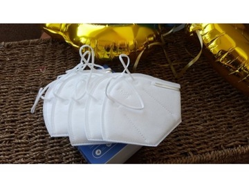 АНТИБАКТЕРИАЛЬНАЯ ЗАЩИТНАЯ МАСКА С ФИЛЬТРОМ FFP2 50