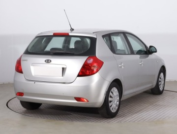 Kia Ceed I Hatchback 1.4 109KM 2009 Kia Ceed 1.4 CVVT, Klima, Tempomat, zdjęcie 4
