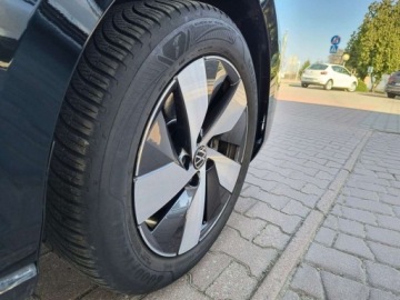 Volkswagen Passat B8 Variant Facelifting 1.5 TSI EVO 150KM 2025 Volkswagen Passat serwis ASO 1.5TSI 150KM bezwypadkow gwarancja pakiety ka, zdjęcie 9