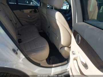 Mercedes GLC C254/X254 2022 Mercedes-Benz GLC 2022r., 2.0L 2.0 Benzyna 255KM, zdjęcie 9
