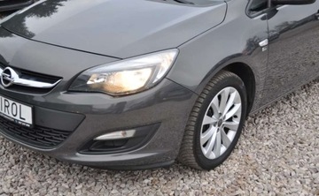 Opel Astra J Hatchback 5d 1.4 Turbo ECOTEC 120KM 2012 Opel Astra LIFT 1.4 Turbo Benzyna Tempomat Cz. parkowania 1.4 Benzyna 120KM, zdjęcie 32