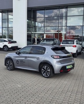 Peugeot 208 II e-208 Elektryczny 136KM 2022 Peugeot 208 Faktura VAT23, bezwypadkowy, GT Elektryczny 136KM, zdjęcie 2