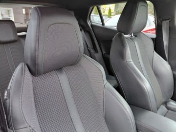 Peugeot 2008 II SUV 1.2 PureTech 130KM 2021 Peugeot 2008 GT Full LED Navi KAmera Klimatronik 1.2 Benzyna 130KM, zdjęcie 16