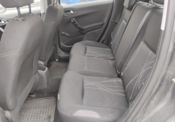 Peugeot 208 I 2014 Peugeot 208 2014r, 1.6 HDi. Uszkodzony lewy przod. Jezdzi 1.6 Diesel 90KM, zdjęcie 8