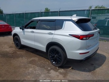 Mitsubishi Outlander III 2024 Mitsubishi Outlander 2024r., 4x4, 2.5L 2.5 Benzyna 181KM, zdjęcie 2