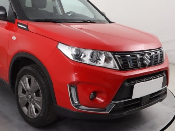 Suzuki Vitara III SUV Facelifting 1.0 BoosterJet 111KM 2019 Suzuki Vitara 1.0 BoosterJet, Salon Polska, zdjęcie 21