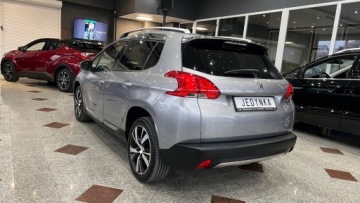 Peugeot 3008 I Crossover 1.6 HDi FAP 115KM 2013 Peugeot 3008 Panorama dach Nawigacja 1.6 Diesel 115KM, zdjęcie 24