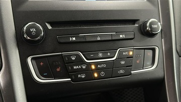 Ford Mondeo V Kombi 2.0 TDCi 150KM 2016 Ford Mondeo 2.0 TDCi Titanium 150KM Salon PL, zdjęcie 20