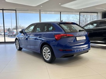 Skoda Scala Hatchback 1.5 TSI 150KM 2023 Skoda Scala Ambition CarPlayAndroid Auto LED Czujniki parkowania 1.5, zdjęcie 1