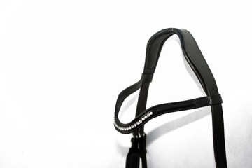 АНАТОМИЧЕСКАЯ УЗДЕЧКА, ПРОФИЛИРОВАННЫЙ РАЗМЕР. ПОЛНЫЙ