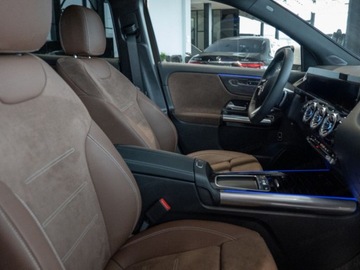 Mercedes GLA II Off-roader Facelifting 1.3 200 163KM 2025 MERCEDES-BENZ GLA 200 AMG Line Suv 1.3 (163KM) 2025, zdjęcie 3