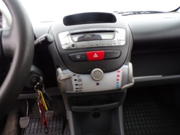 Toyota Aygo I 2009 TOYOTA AYGO 1.0 BENZ AUTO Z NIEMIEC ZAREJESTROWANA, zdjęcie 12