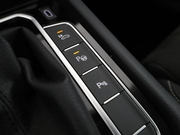 Volkswagen Passat B8 GTE Variant Facelifting 1.4 TSI Plug-In-Hybrid 218KM 2021 Volkswagen Passat 1.4GTE PHEV Automat Panorama, zdjęcie 30