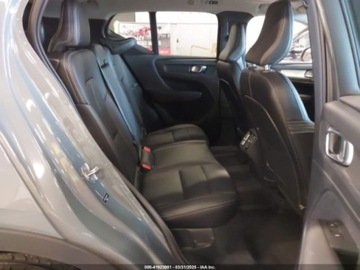 Volvo XC40 2021 Volvo XC 40 T5 Momentum 2021 2.0l 2.0 Benzyna 248KM, zdjęcie 12