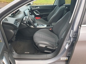 Peugeot 308 II SW Facelifting 1.2 PureTech 130KM 2018 PEUGEOT 308 II 1.2 Aut, Allure, PANORAMA, Full LED, podgrz. siedz, POLSKA, zdjęcie 14