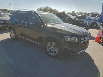 Mercedes GLB 2023 Mercedes-Benz GLB 250 2023 2.0L 2.0 Benzyna 221KM, zdjęcie 4