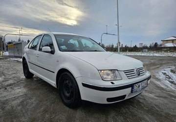 Volkswagen Bora Sedan 2.0 115KM 2003 Volkswagen Bora Volkswagen Bora 2.0 2.0 Benzyna 115KM, zdjęcie 1