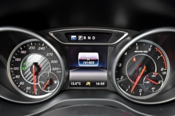 Mercedes CLA C117 Shooting Brake Facelifting AMG 2.0 45 AMG 381KM 2017 Mercedes CLA 45 AMG Bezwypadkowy / Salon Polska /, zdjęcie 16