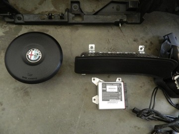 DESKA KONSOLA KOKPIT PODUSZKI PASY SENSOR ALFA ROMEO 159 CZARNA