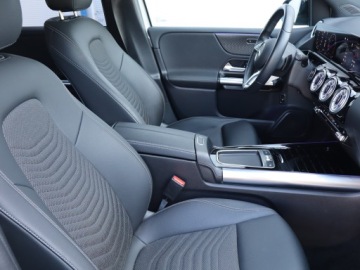 Mercedes Klasa B W247 Sports Tourer Facelifting 1.3 200 163KM 2023 Mercedes B B 200, Salon Polska, Serwis ASO, zdjęcie 8