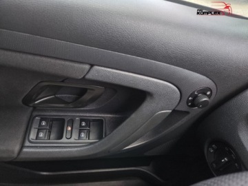 Skoda Fabia II Hatchback Facelifting 1.2 TSI 85KM 2011 Skoda Fabia SCOUT 1.2 Benzyna 86KM Serwis ASO 1.2 Benzyna 86KM, zdjęcie 20