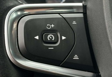 Volvo XC40 Crossover Plug-In 1.5 T5 Plug-in Hybrid 262KM 2021 Volvo XC 40 Plug-In T5 Navi Virtual Parktronic Tempomat Piekny kolor, zdjęcie 20