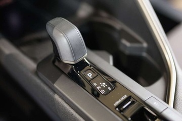 Toyota C-HR II 2024 Toyota C-HR 2.0 Hybrid Dynamic Force Executive 2.0 Hybryda 194KM, zdjęcie 25