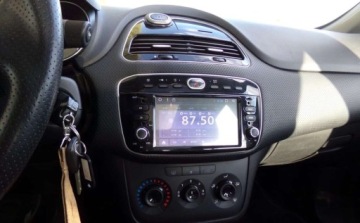 Fiat Punto Punto Evo Hatchback 5d  1.3 Multijet 16v DPF Start&amp;Stop 95KM 2011 Fiat Punto Fiat Punto 1.2 Diesel 95KM, zdjęcie 8