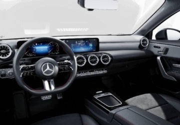 Mercedes Klasa A W177/V177 Hatchback Facelifting 1.3 200 163KM 2025 Mercedes-Benz Klasa A 220 4M Pakiet AMG Premium Plus 1.3 Benzyna 163KM, zdjęcie 5