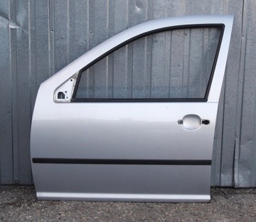 DVEŘE LEVÉ PŘEDNÍ VW GOLF IV 4 STŘÍBRNÉ