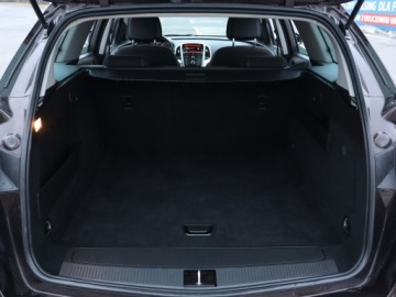 Opel Astra J Sports Tourer Facelifting 1.4 Turbo ECOTEC 120KM 2014 Opel Astra 1.4 T, Xenon, Bi-Xenon, Klima, zdjęcie 13