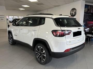 Jeep Compass II 2024 Od ręki - Altitude 1.5 T4 mHEV DCT FWD 130KM, zdjęcie 2